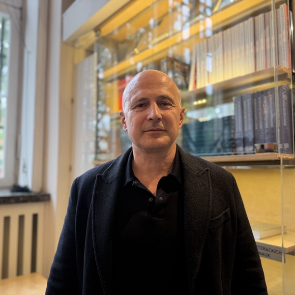 «Якщо ми втратимо мову — ми втратимо все»: Халіл Халілов про збереження кримськотатарської культури