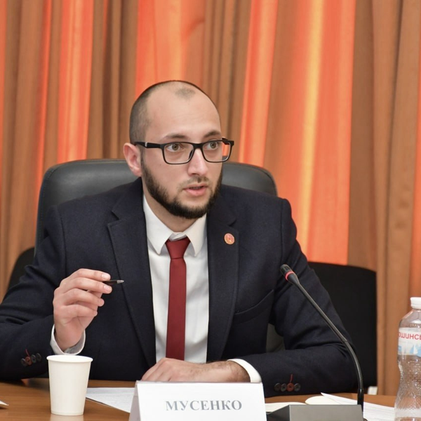 Костянтин Мусенко: «Важливо, щоб у родинах змінювалося розуміння того, навіщо потрібна освіта»